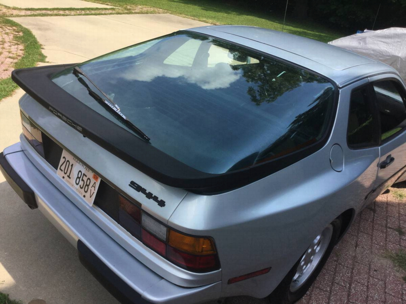Illustration for article titled For $3,500, Could This '1986' Porsche 944 Be The Answer?